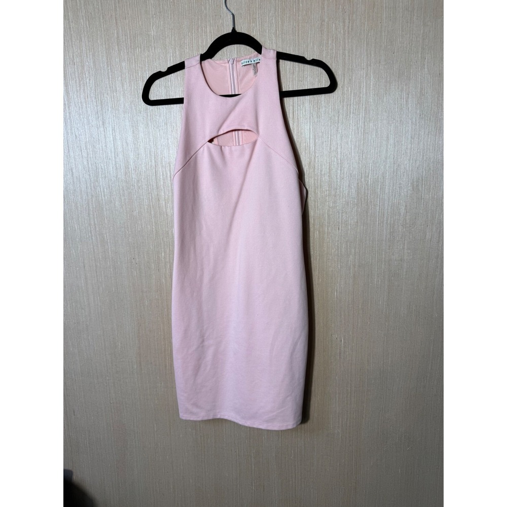 Alice + Olivia‎ Dress Size 10 Pink Sleeveless Mini Party Cocktail Cut Out